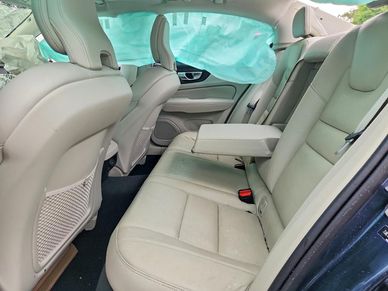 2024 VOLVO S60