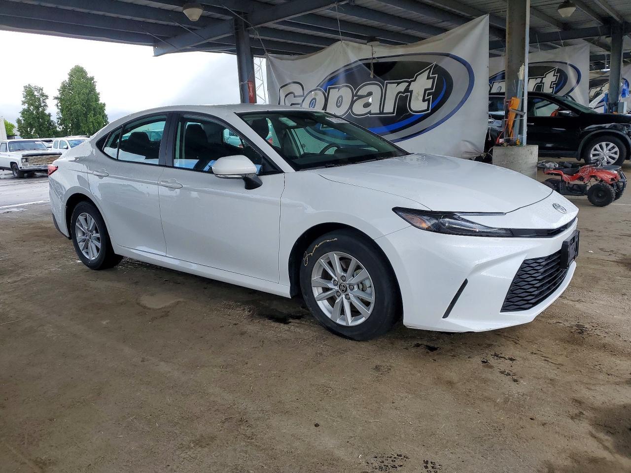 2025 TOYOTA CAMRY