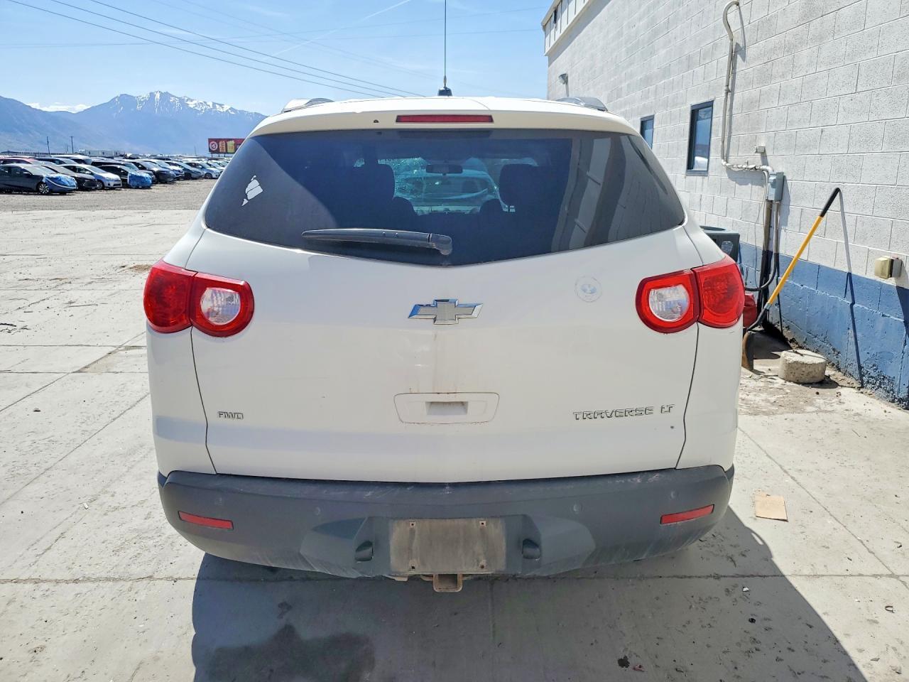 2011 CHEVROLET TRAVERSE