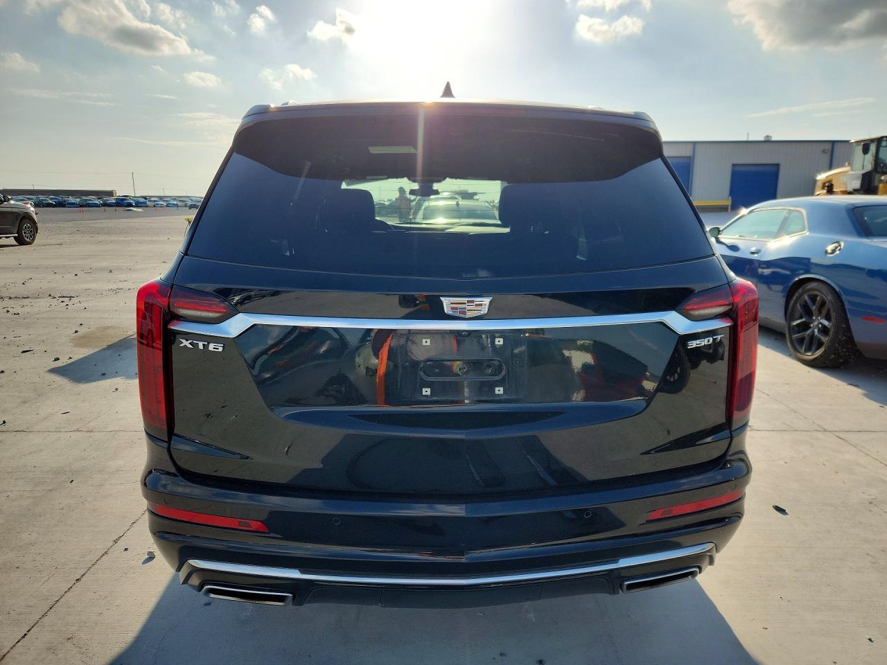 2024 CADILLAC XT6