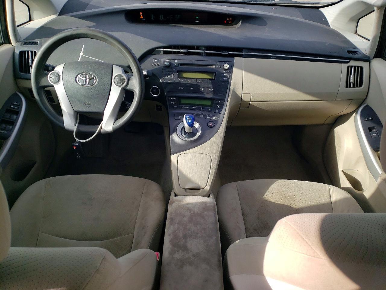 2011 TOYOTA PRIUS