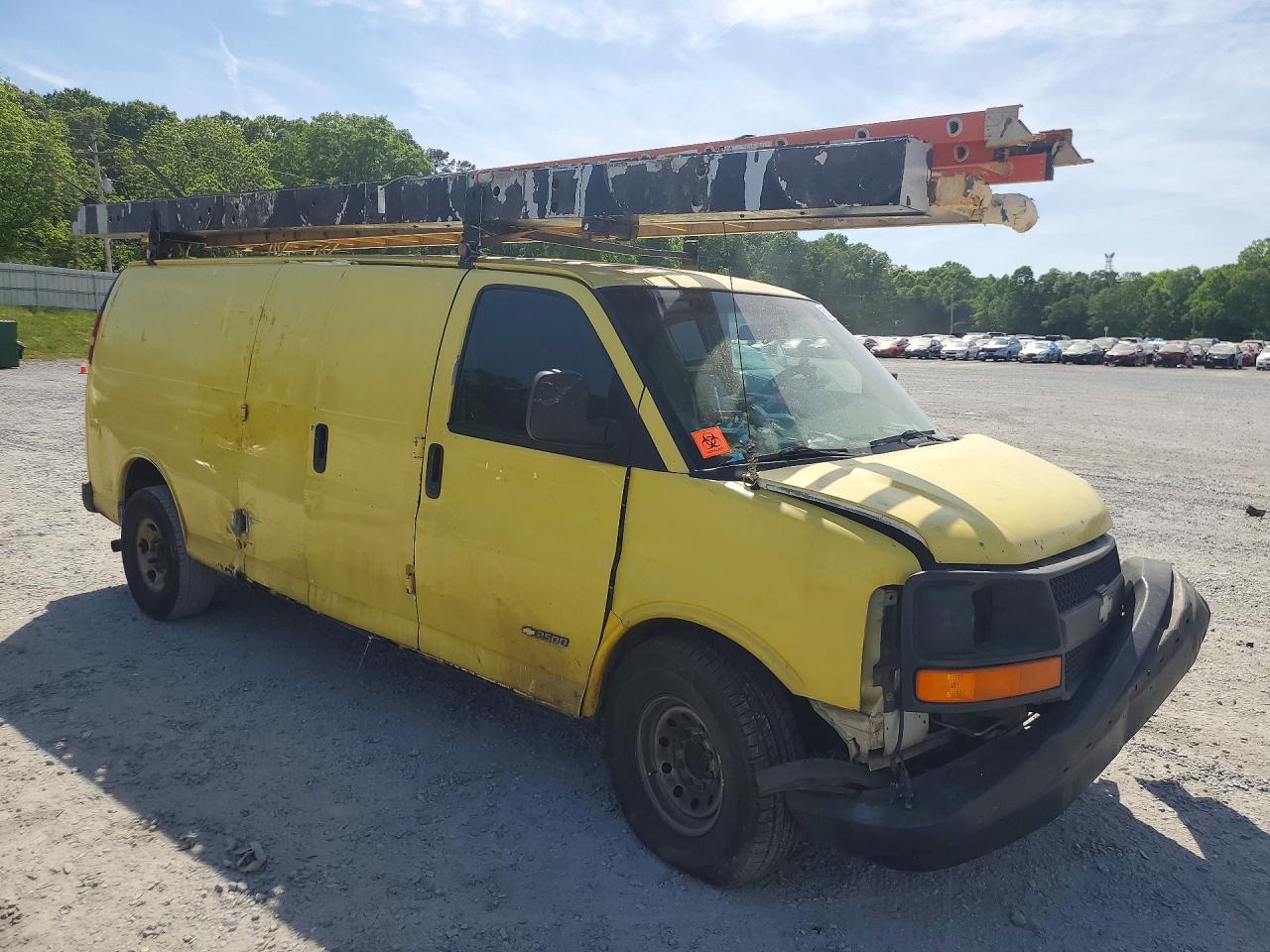 2004 CHEVROLET EXPRESS 2500