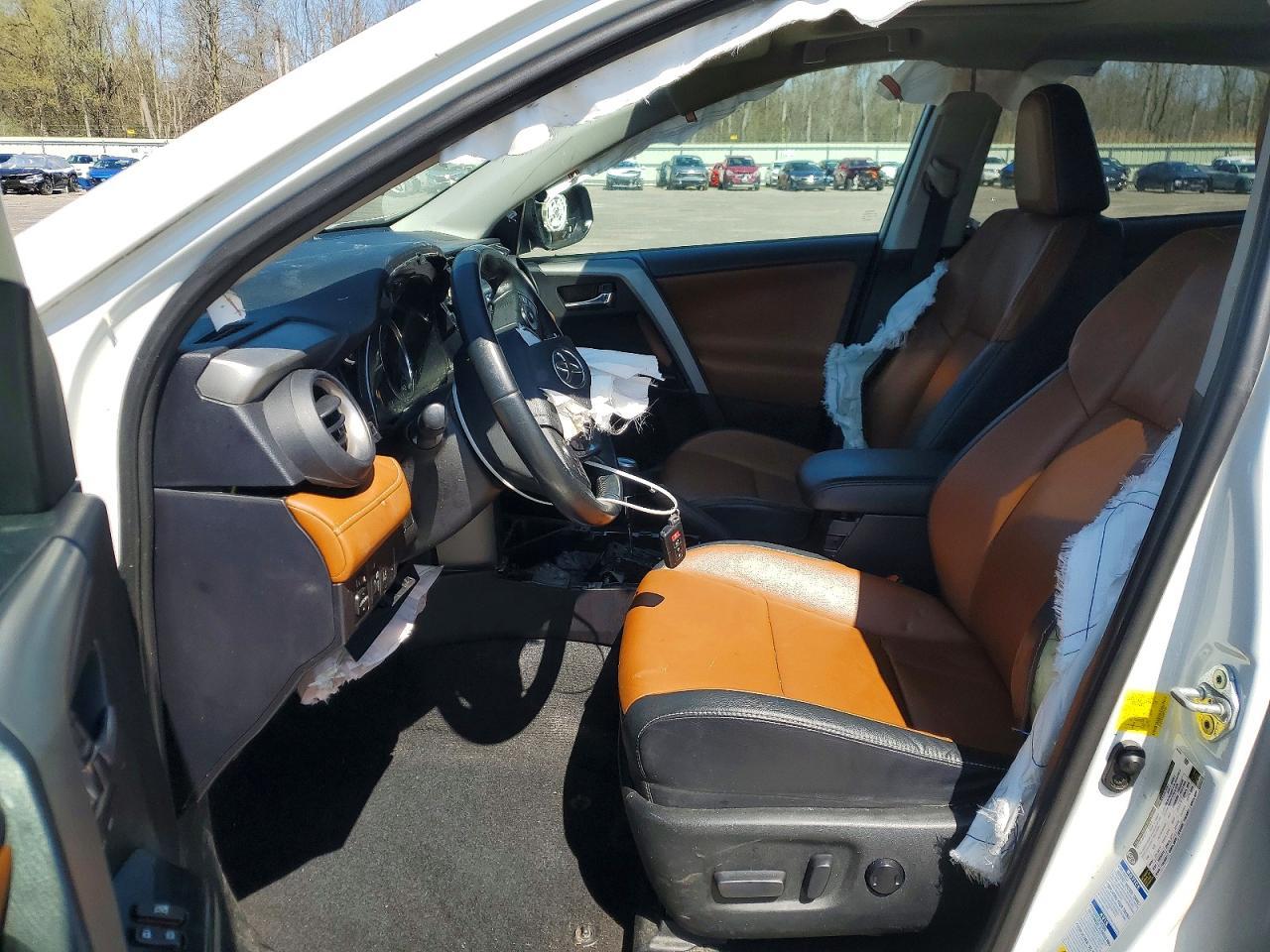 2016 TOYOTA RAV4