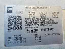 2023 GMC Savana