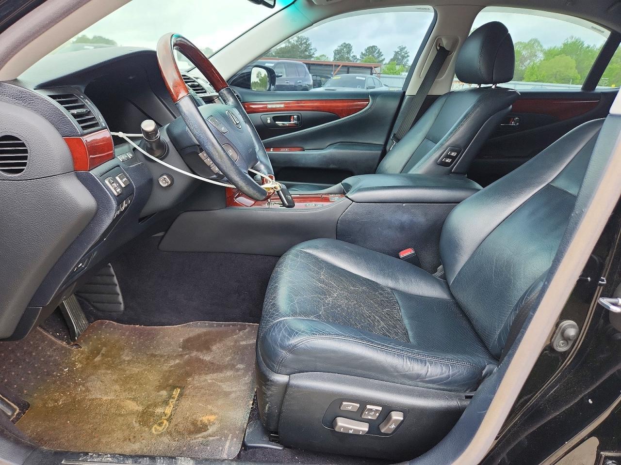 2012 LEXUS LS 460