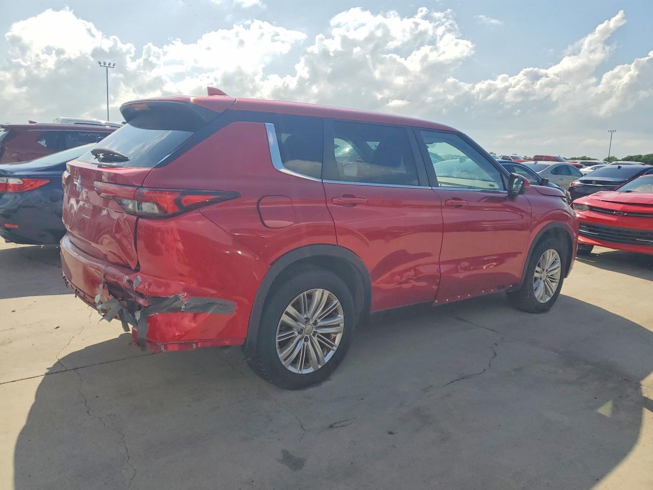 2022 MITSUBISHI outlander