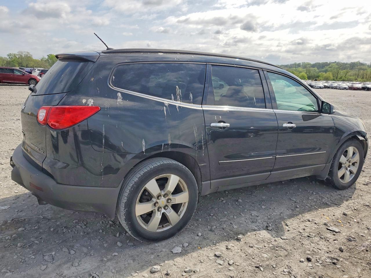 2010 CHEVROLET TRAVERSE