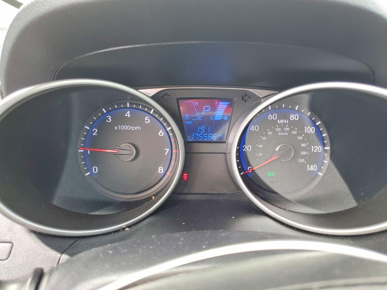 2014 HYUNDAI TUCSON