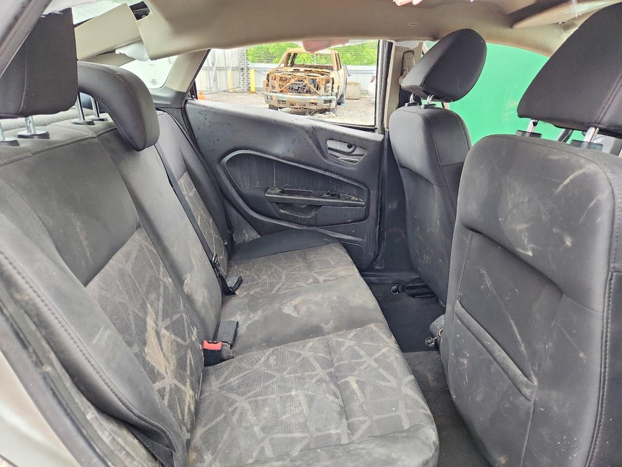 2012 FORD Fiesta