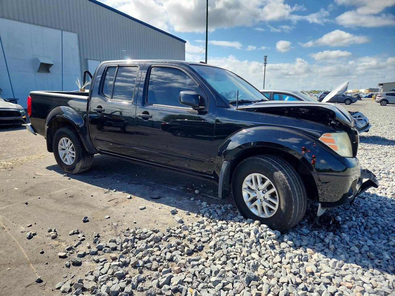 2014 NISSAN Frontier