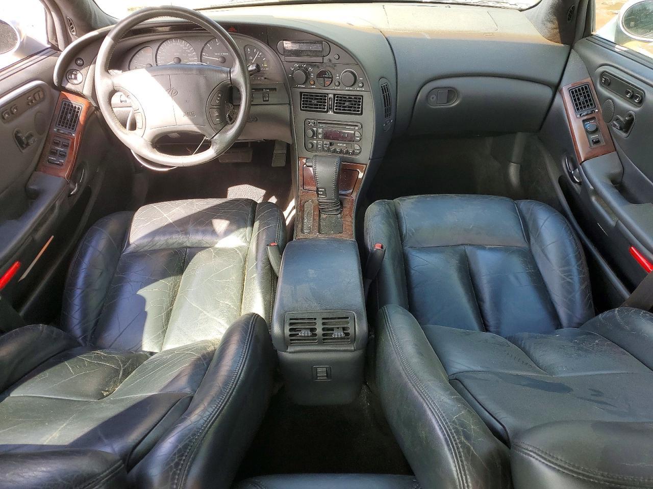 1997 OLDSMOBILE Aurora