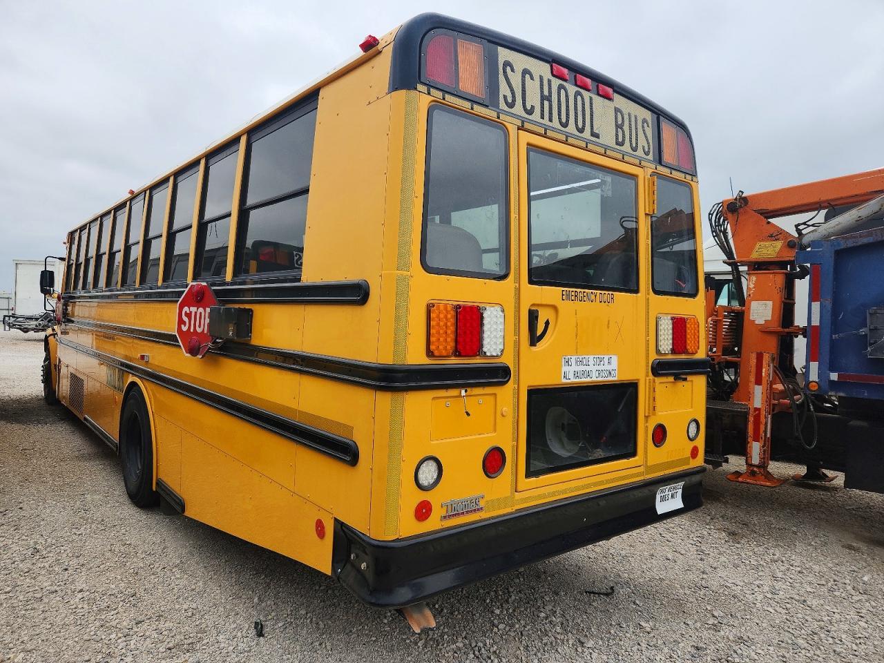 2011 THOMAS Saf-t-liner C2