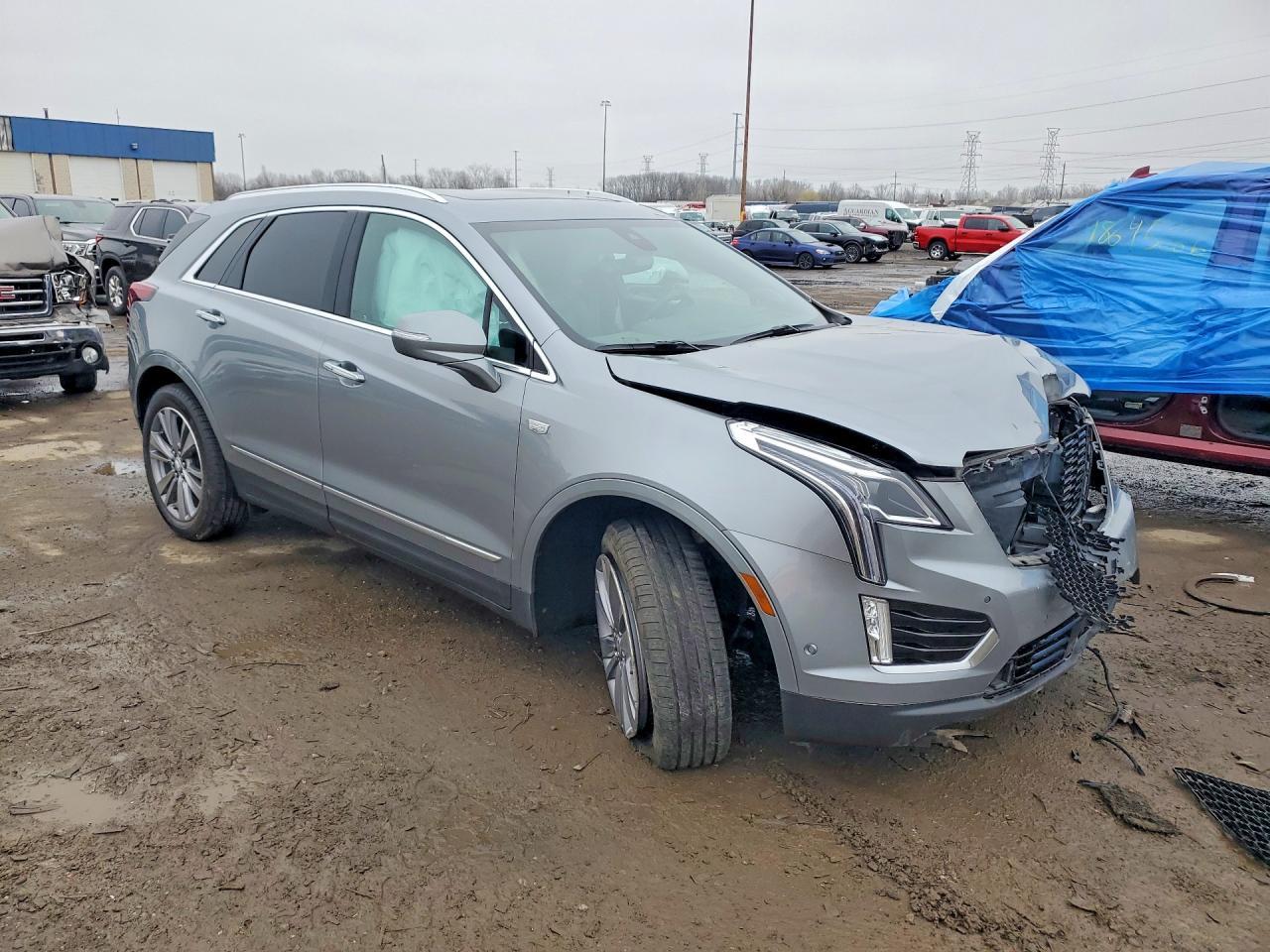 2025 CADILLAC XT5
