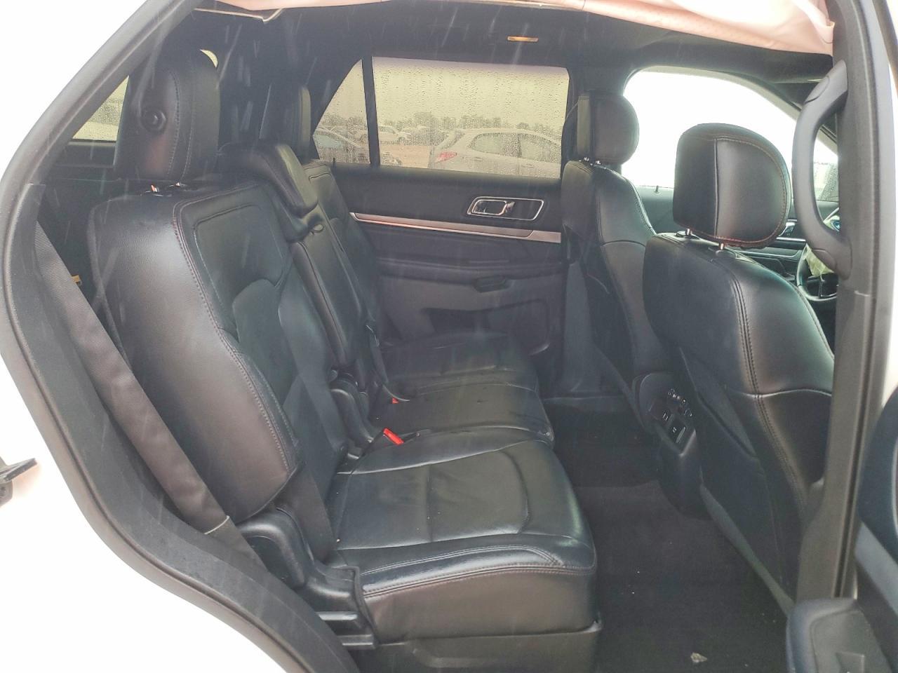 2016 FORD Explorer Sport Trac