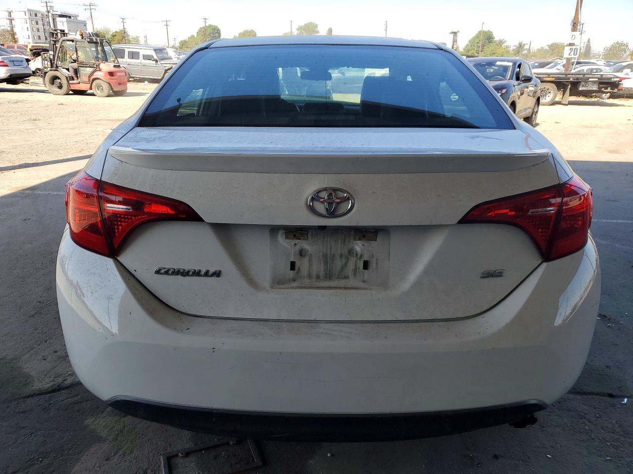 2017 TOYOTA COROLLA