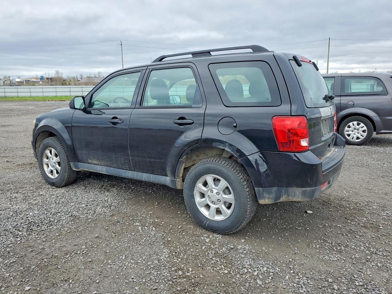 2011 MAZDA Tribute