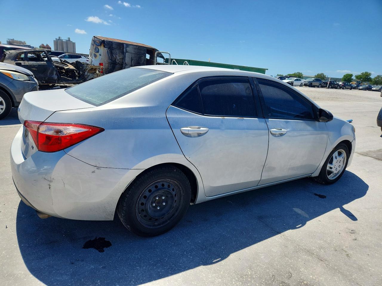 2018 TOYOTA COROLLA