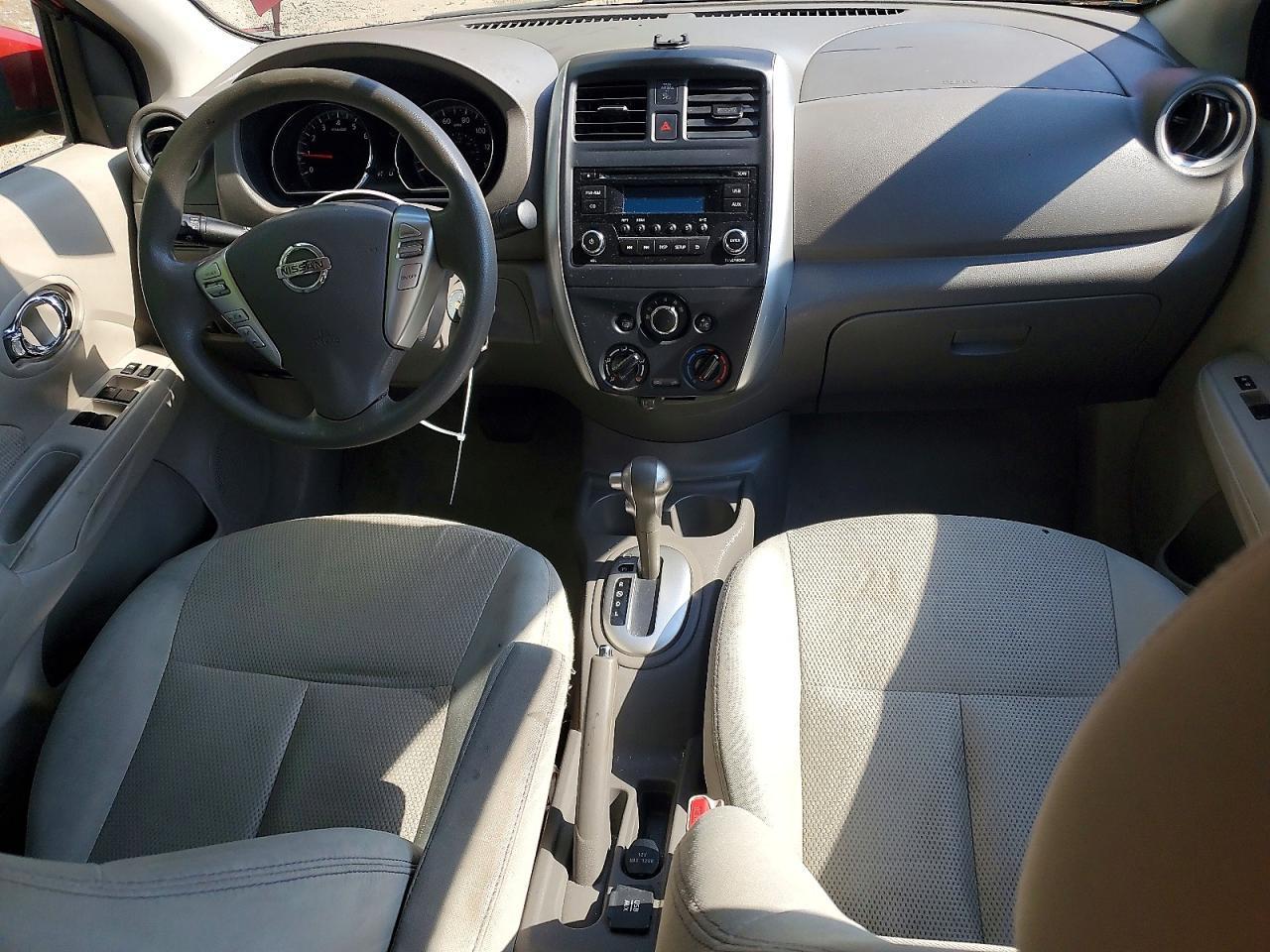 2015 NISSAN VERSA