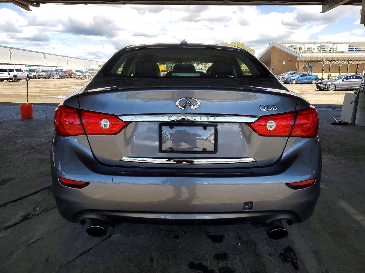 2017 INFINITI Q50