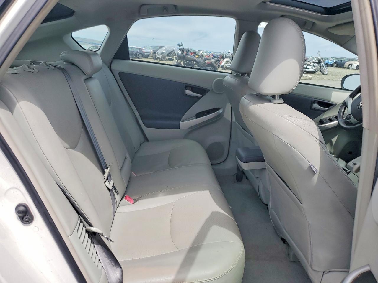 2010 TOYOTA PRIUS