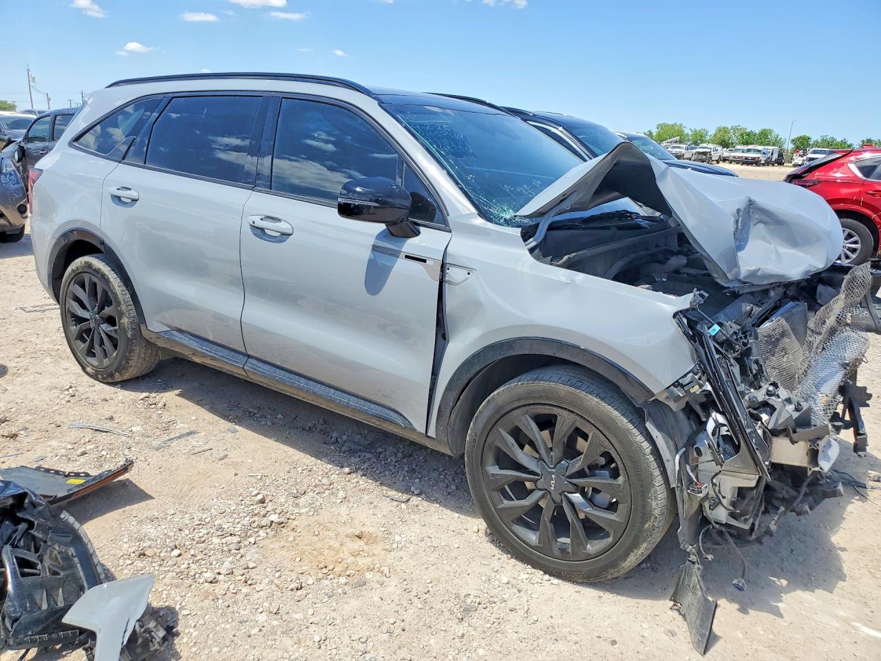 2023 KIA SORENTO