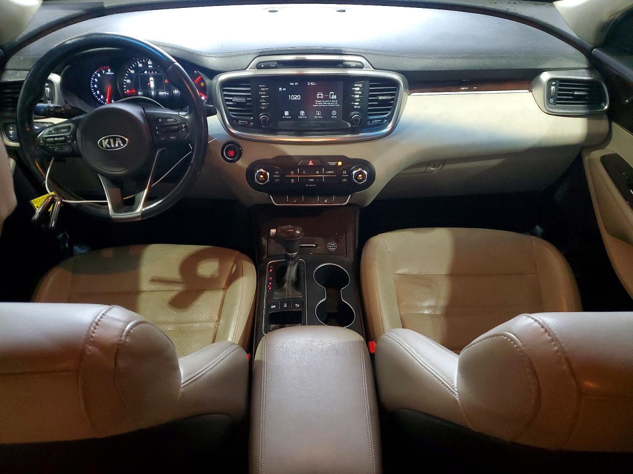 2018 KIA SORENTO