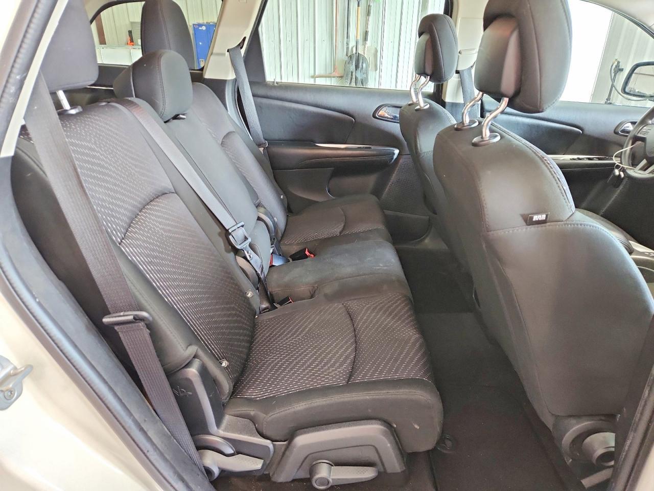 2011 DODGE JOURNEY