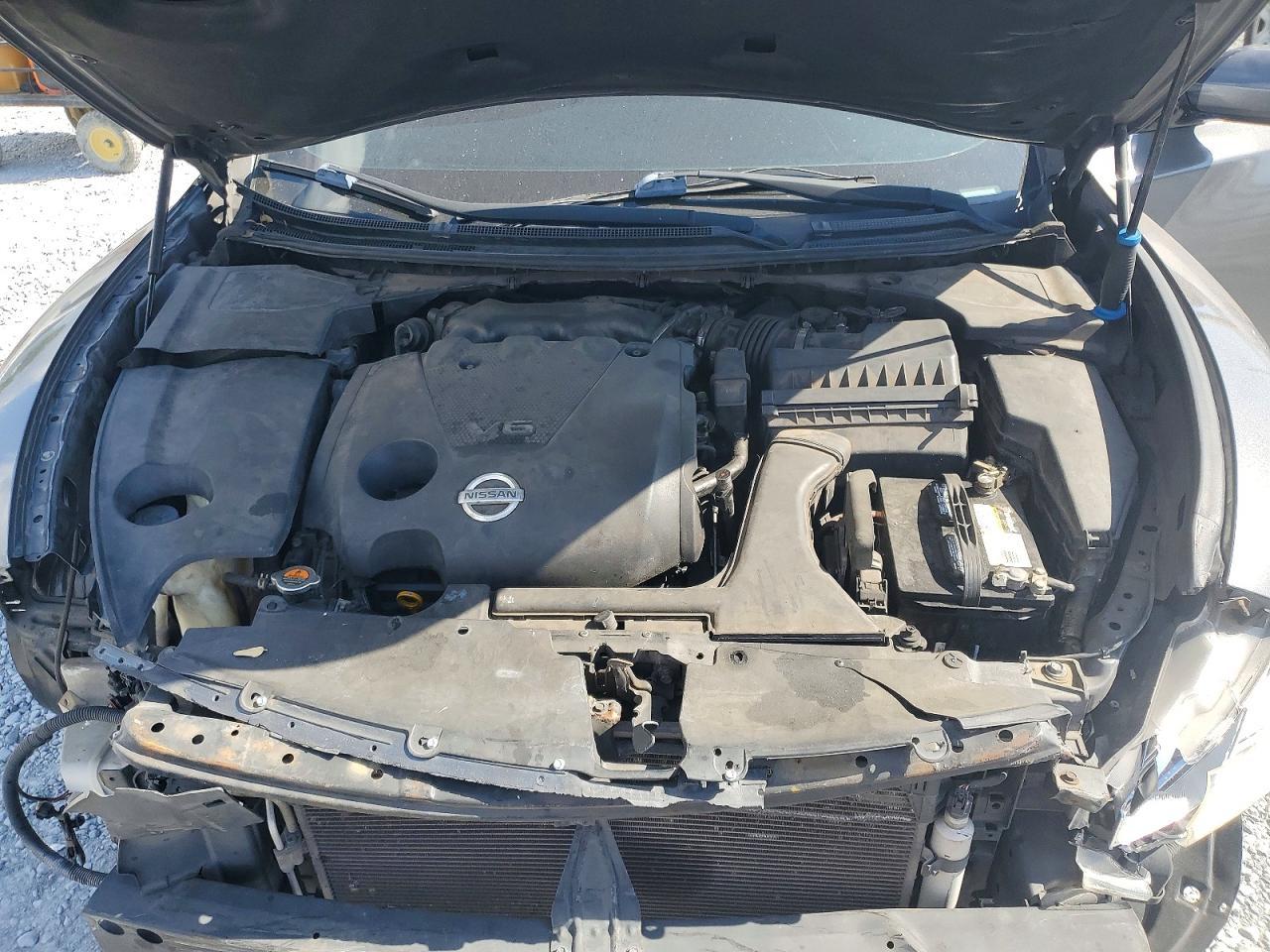 2014 NISSAN Maxima