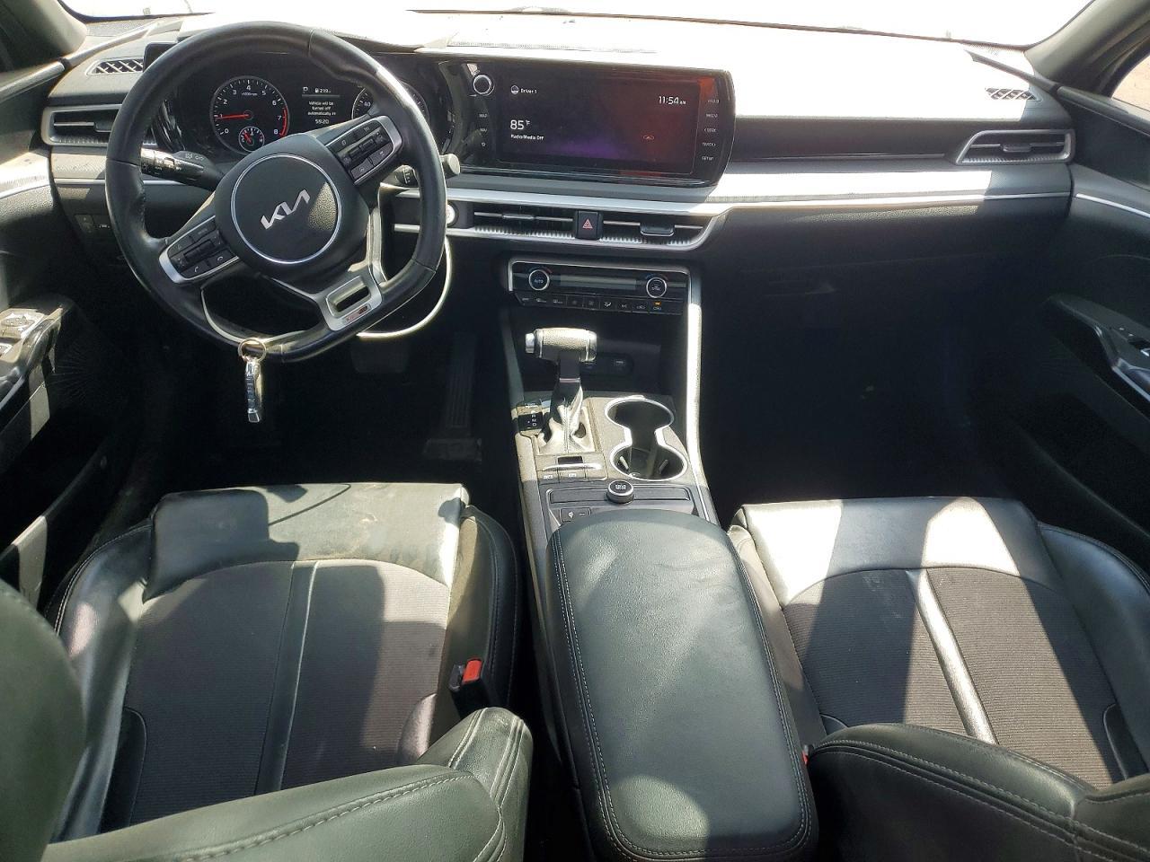 2022 KIA K5