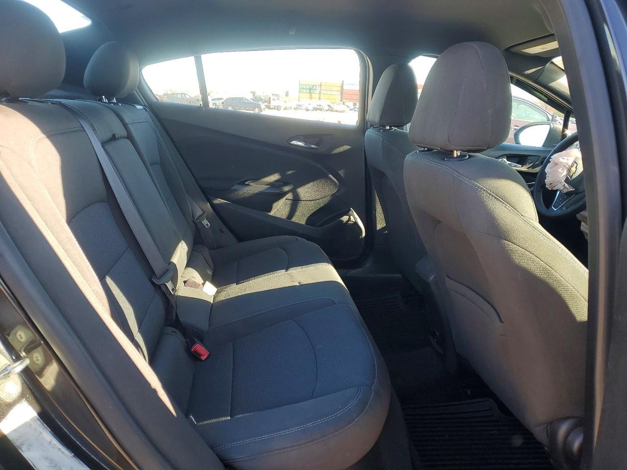 2017 CHEVROLET CRUZE