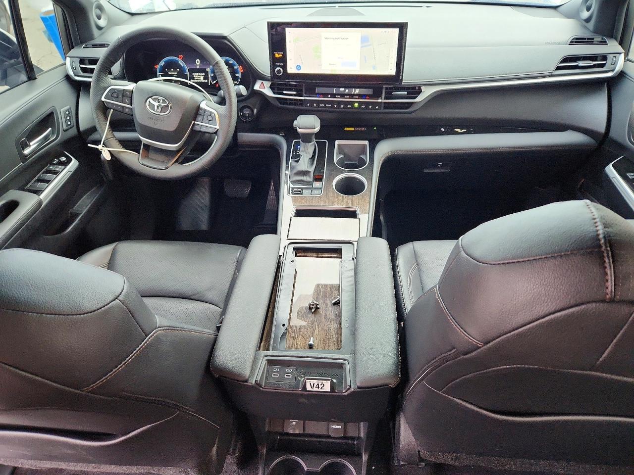 2025 TOYOTA SIENNA