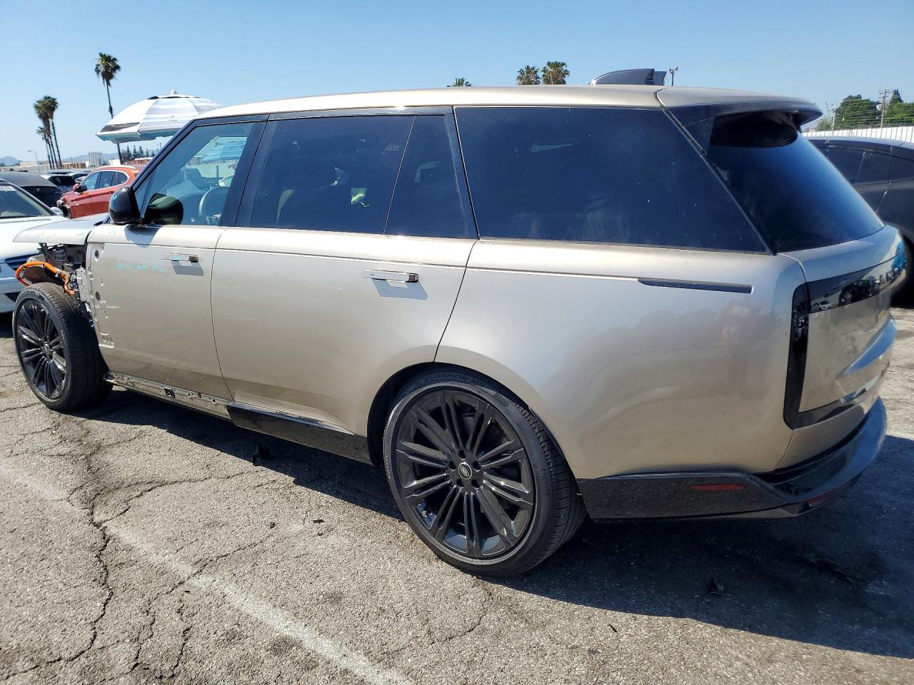 2025 LAND ROVER RANGE ROVER