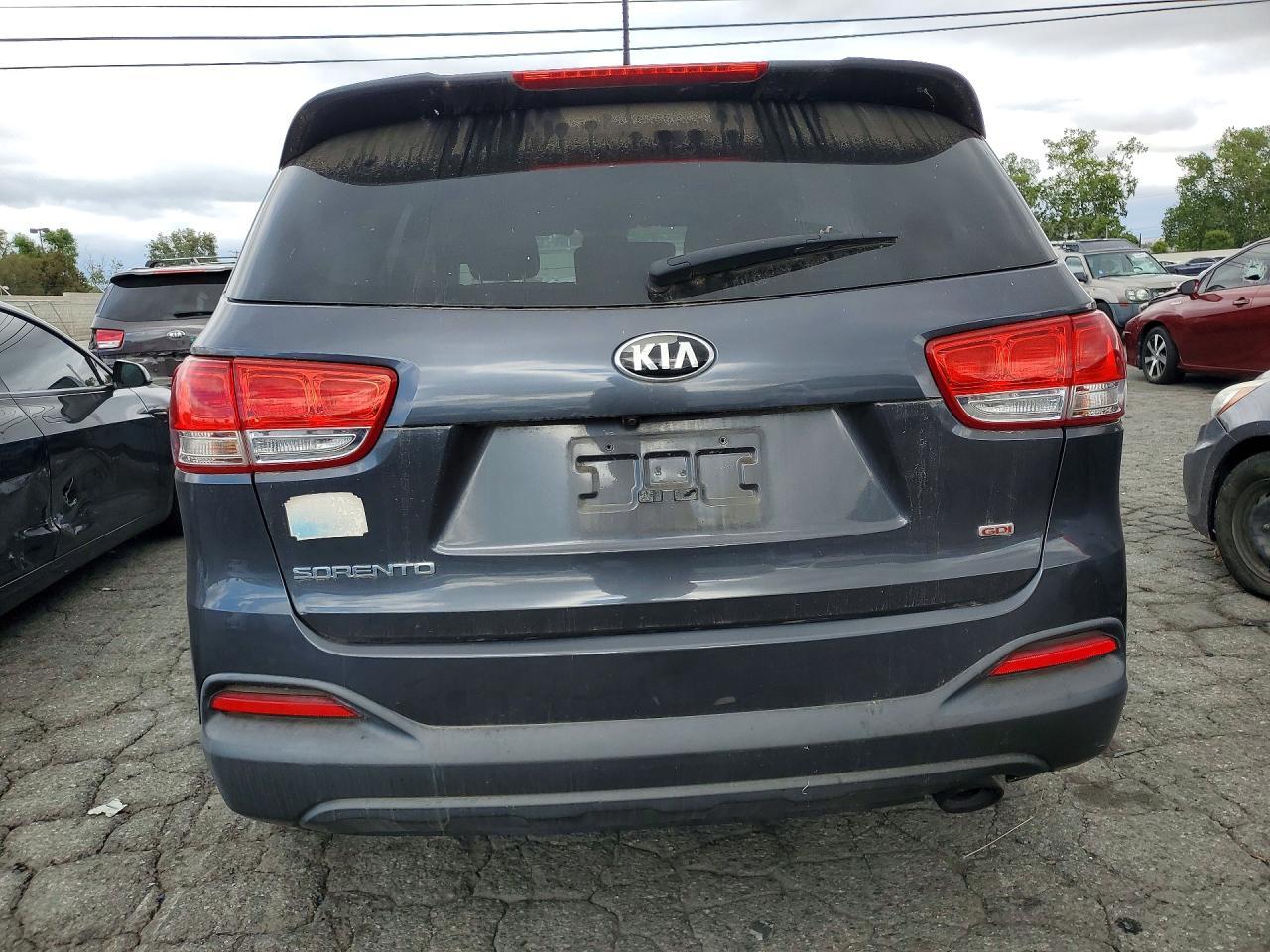 2016 KIA SORENTO