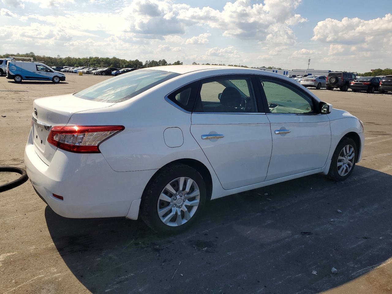 2015 NISSAN SENTRA