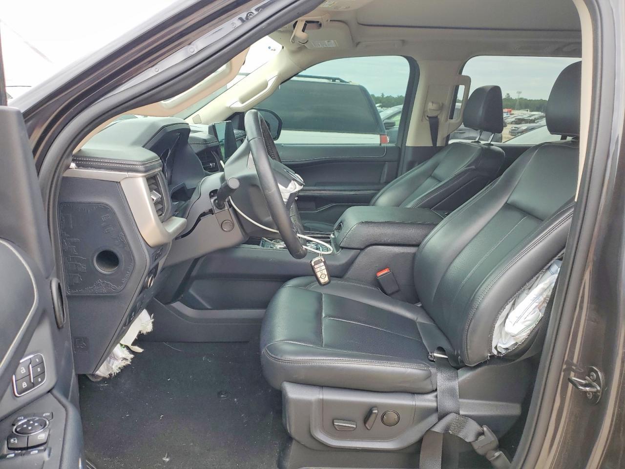2024 FORD Expedition