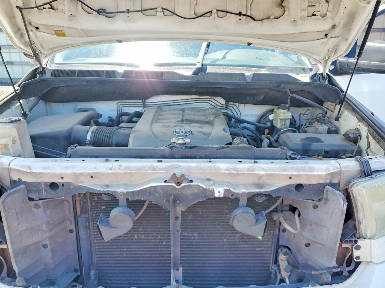 2010 TOYOTA TUNDRA
