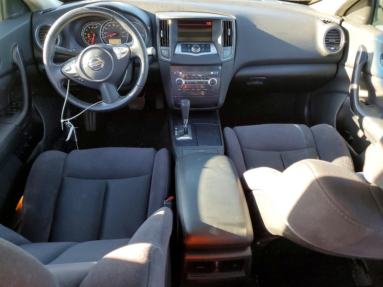 2014 NISSAN Maxima
