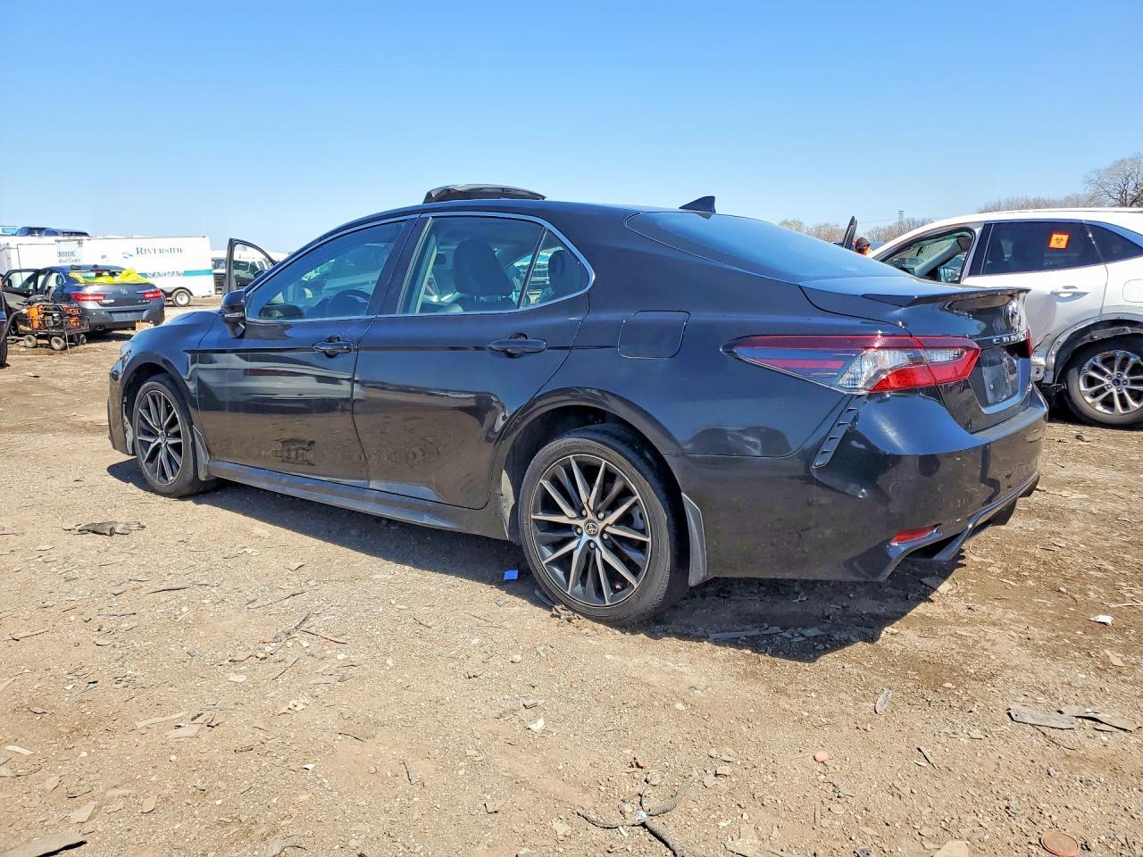 2023 TOYOTA CAMRY