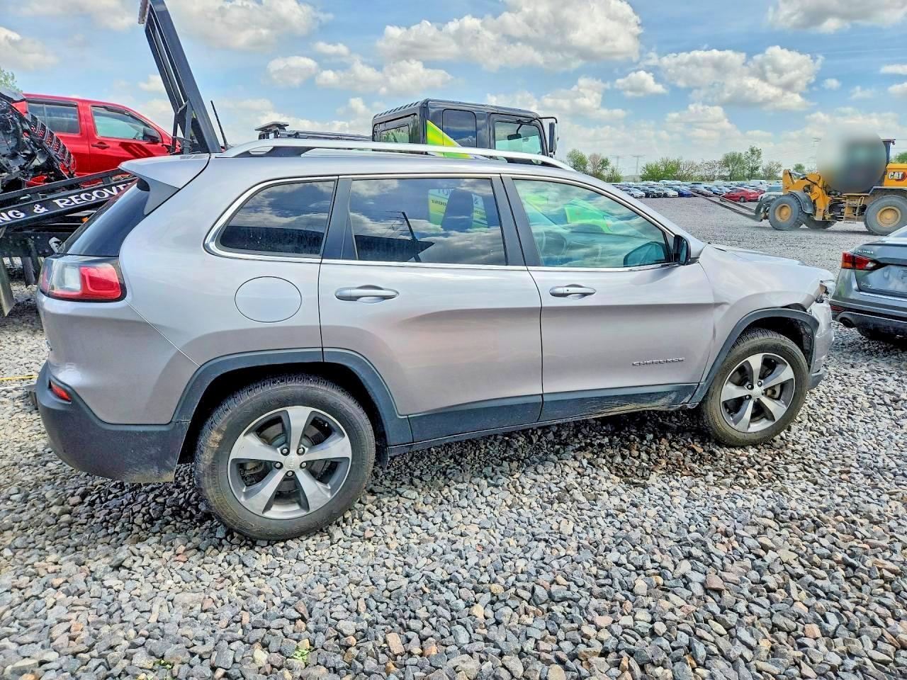 2019 JEEP CHEROKEE
