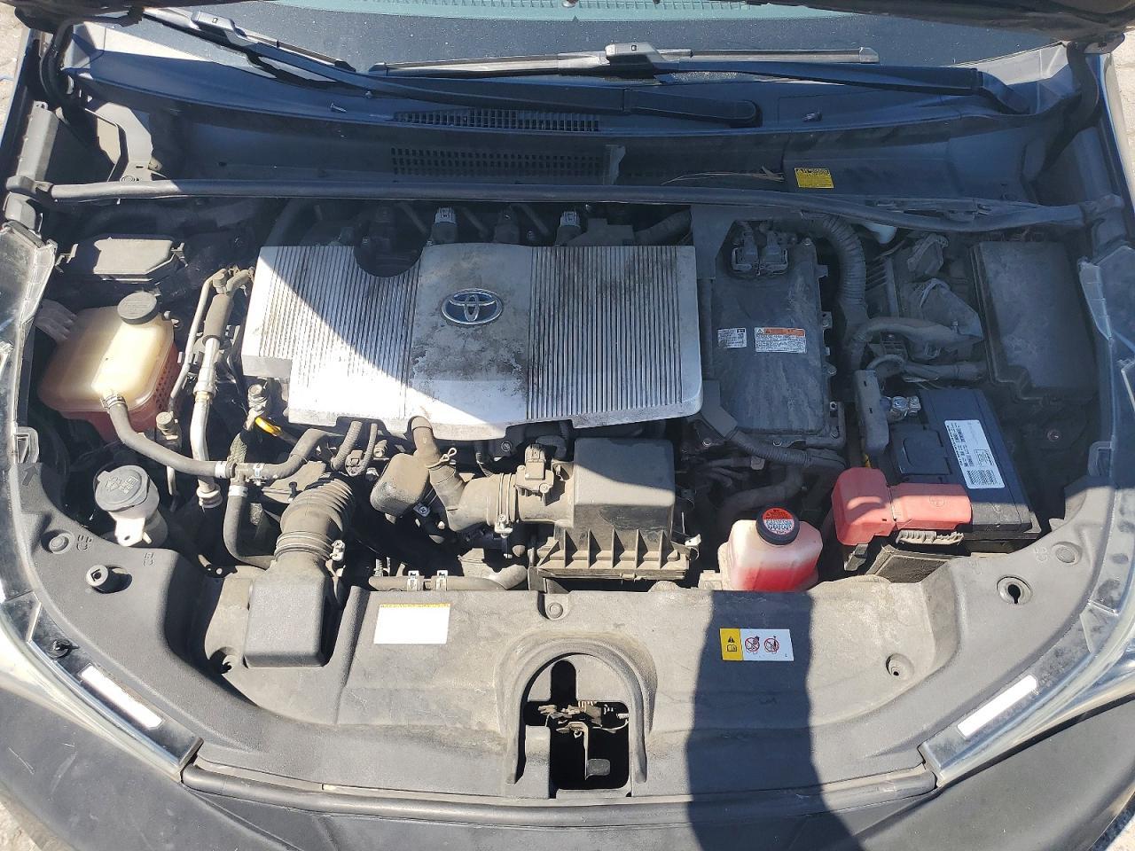 2016 TOYOTA PRIUS