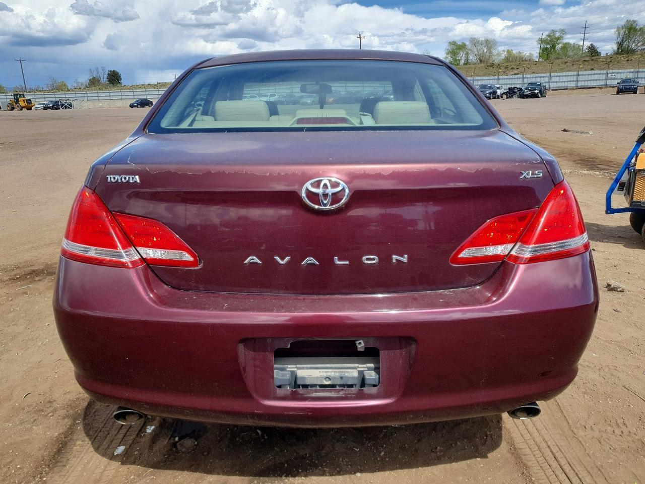 2006 TOYOTA Avalon