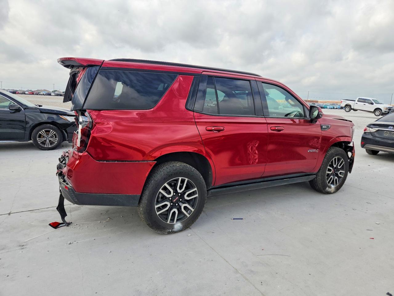 2023 GMC Yukon