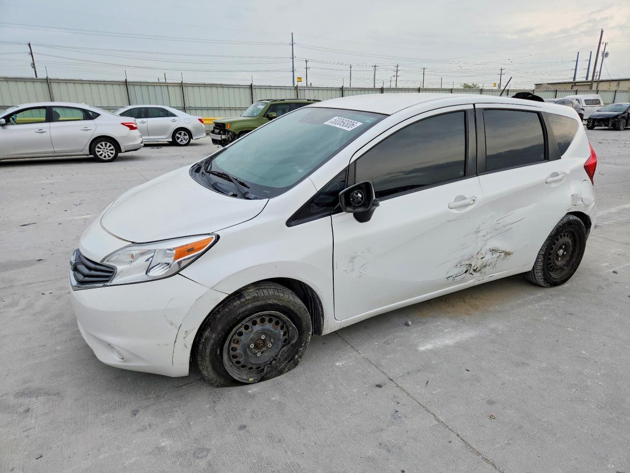 2016 NISSAN Versa Note