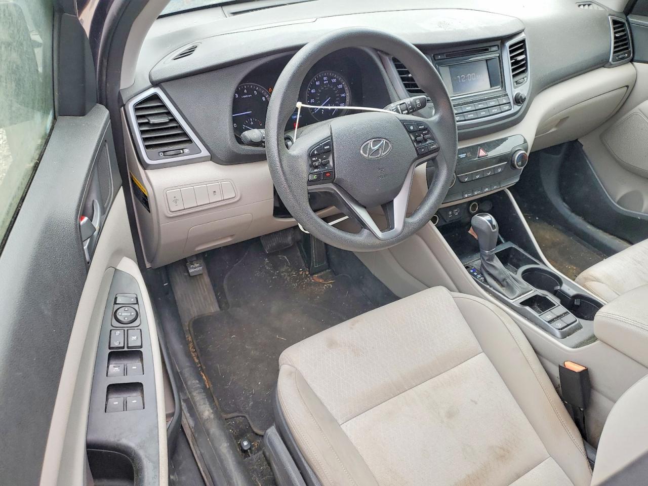 2016 HYUNDAI TUCSON