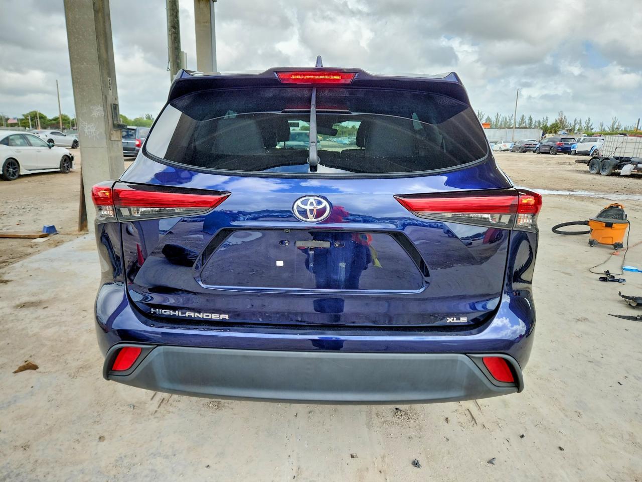 2021 TOYOTA HIGHLANDER