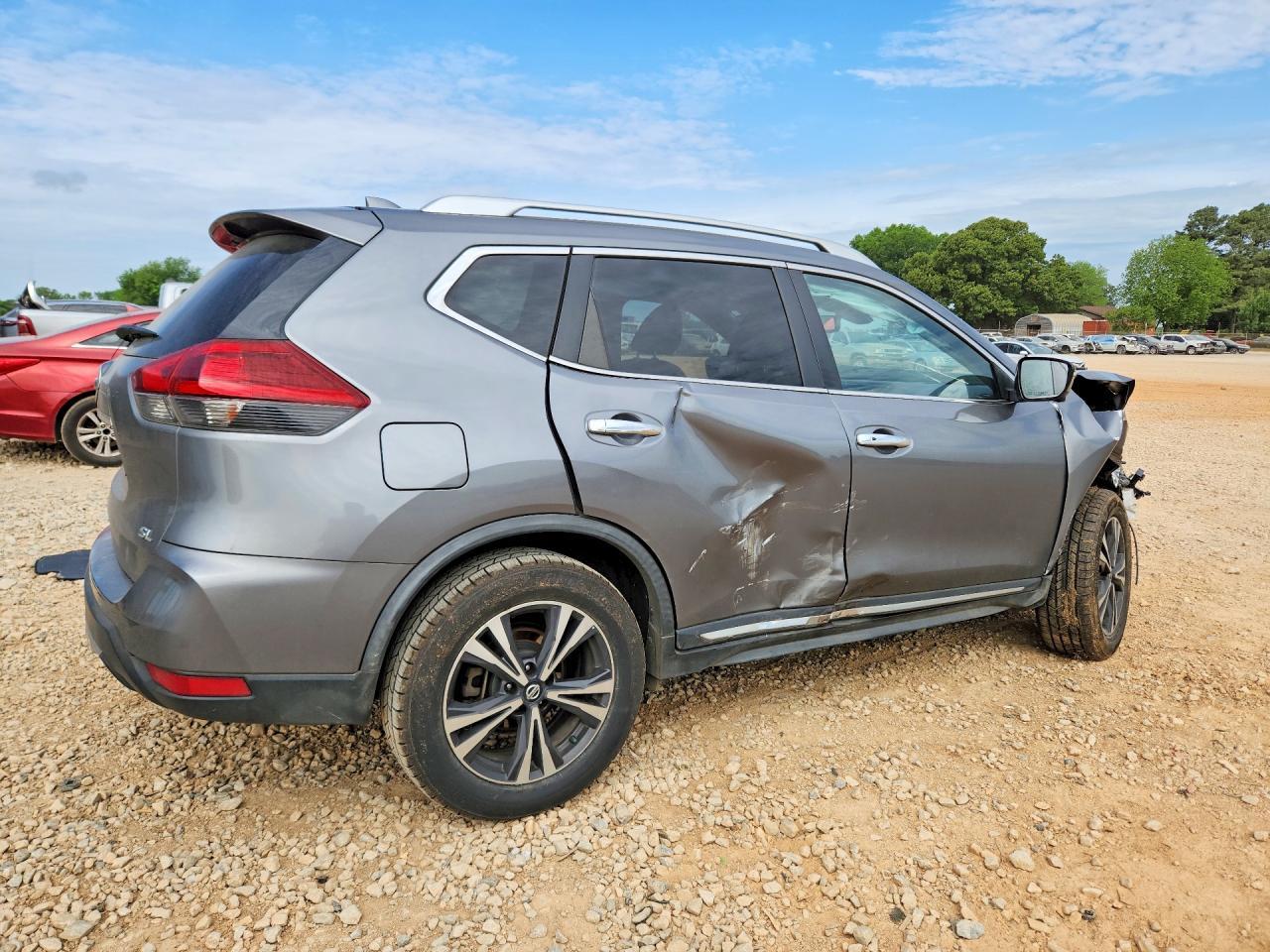 2018 NISSAN ROGUE