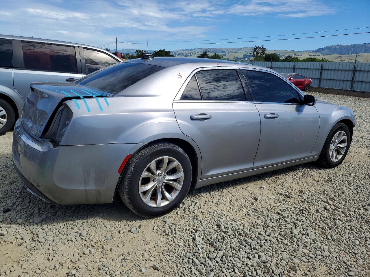 2016 CHRYSLER 300