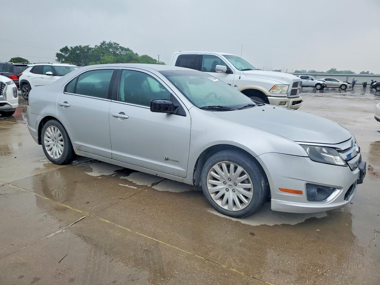 2010 FORD FUSION