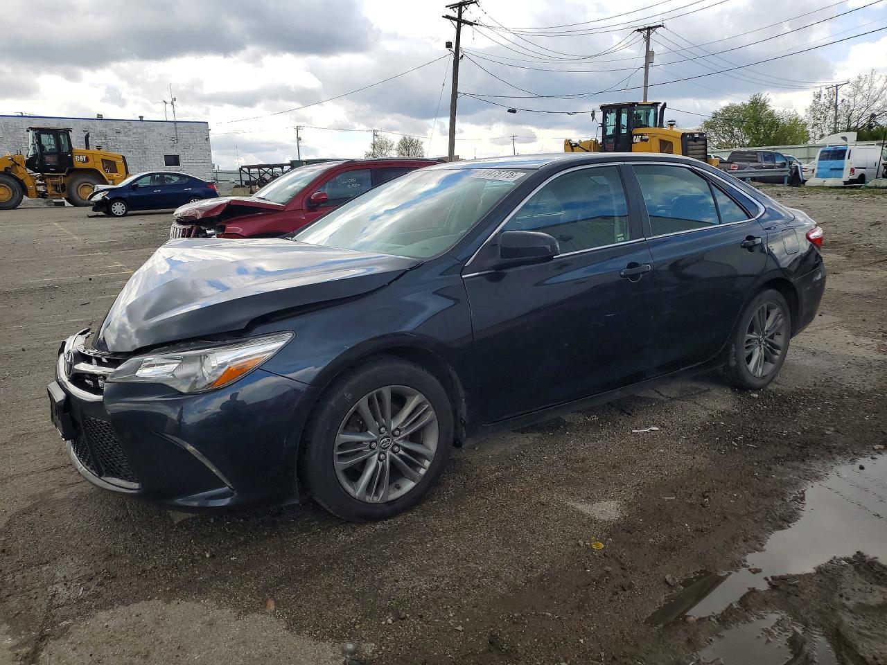 2017 TOYOTA CAMRY