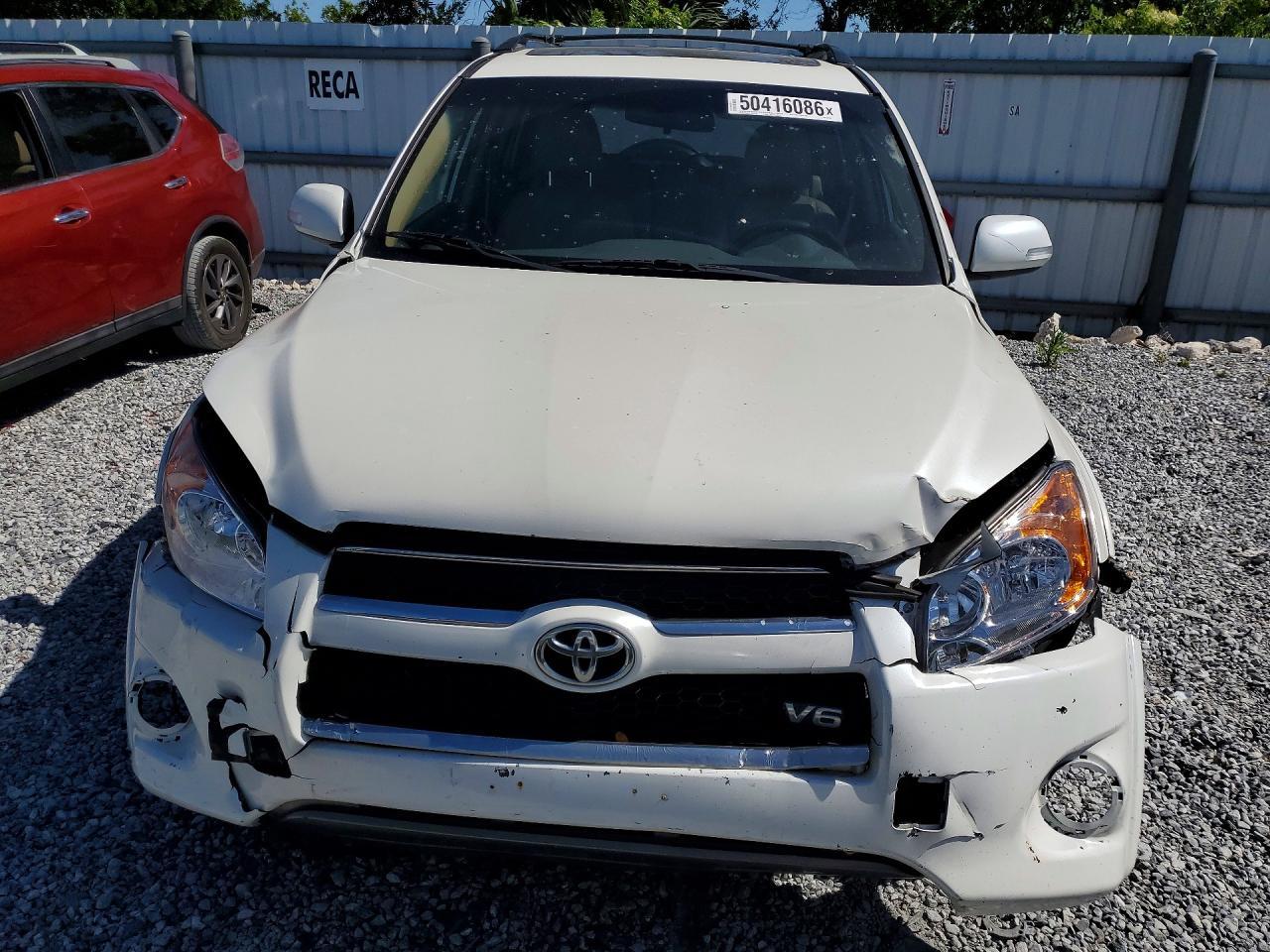 2011 TOYOTA RAV4